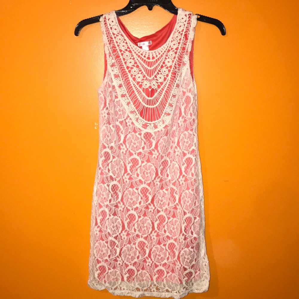 Xhilaration Lace Shift Dress in Coral and Cream XS